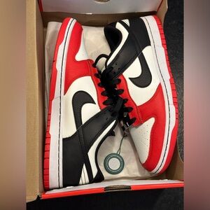 Men’s Low Nike Dunks, NBA 75th Anniversary - Chicago Bulls